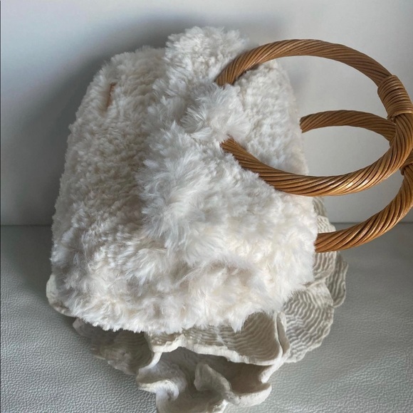 Faux fur knitting mini bag - Picture 2 of 4